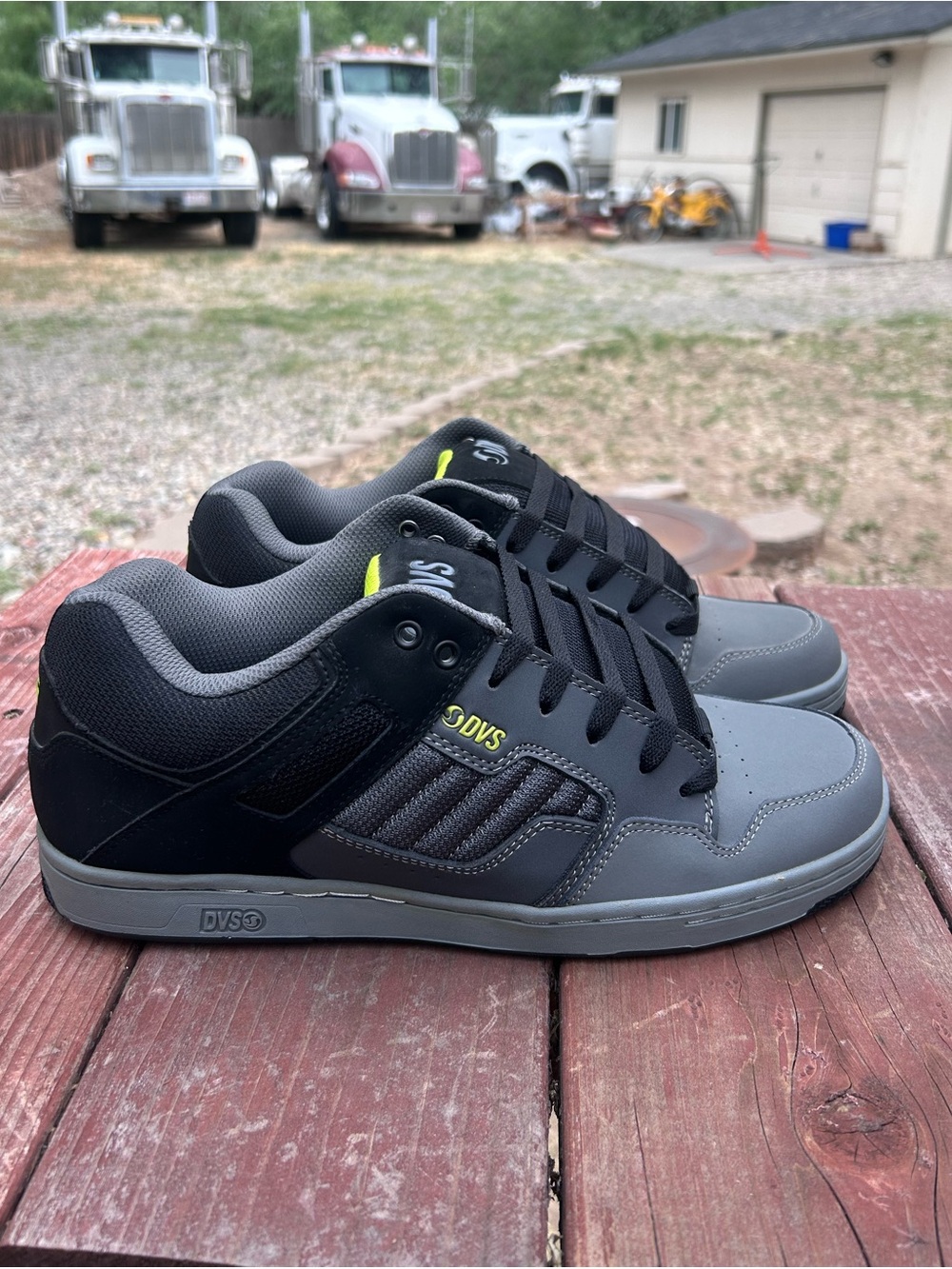 DVS Enduro 125